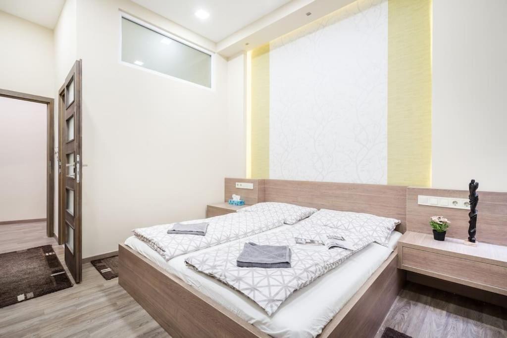 Ferienwohnung Szalag Utca 6 Luxurious Flat Castle District Budapest Exterior foto